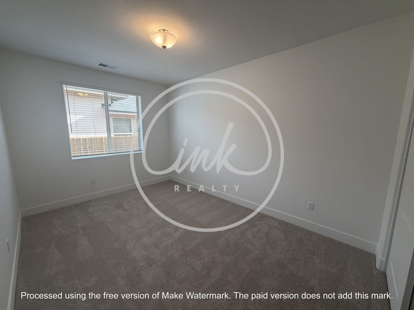 Carson City House: 185 Radiant Dr