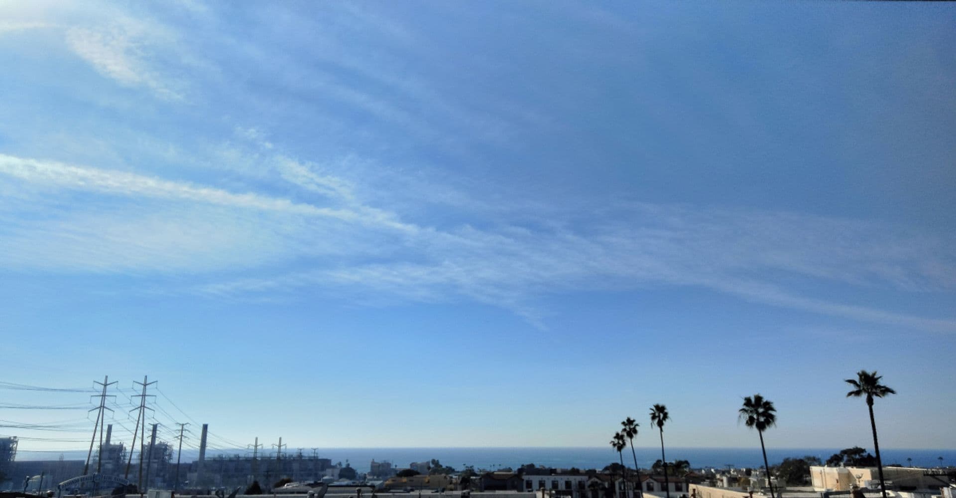 Hermosa Beach Apartment: 950 1st St