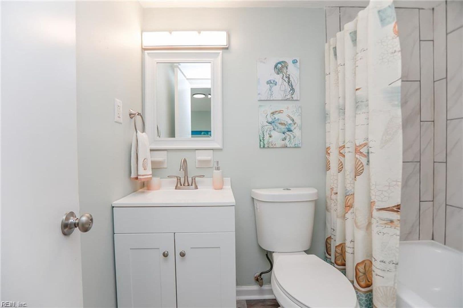 Norfolk Apartment: 9603 11th Bay Street