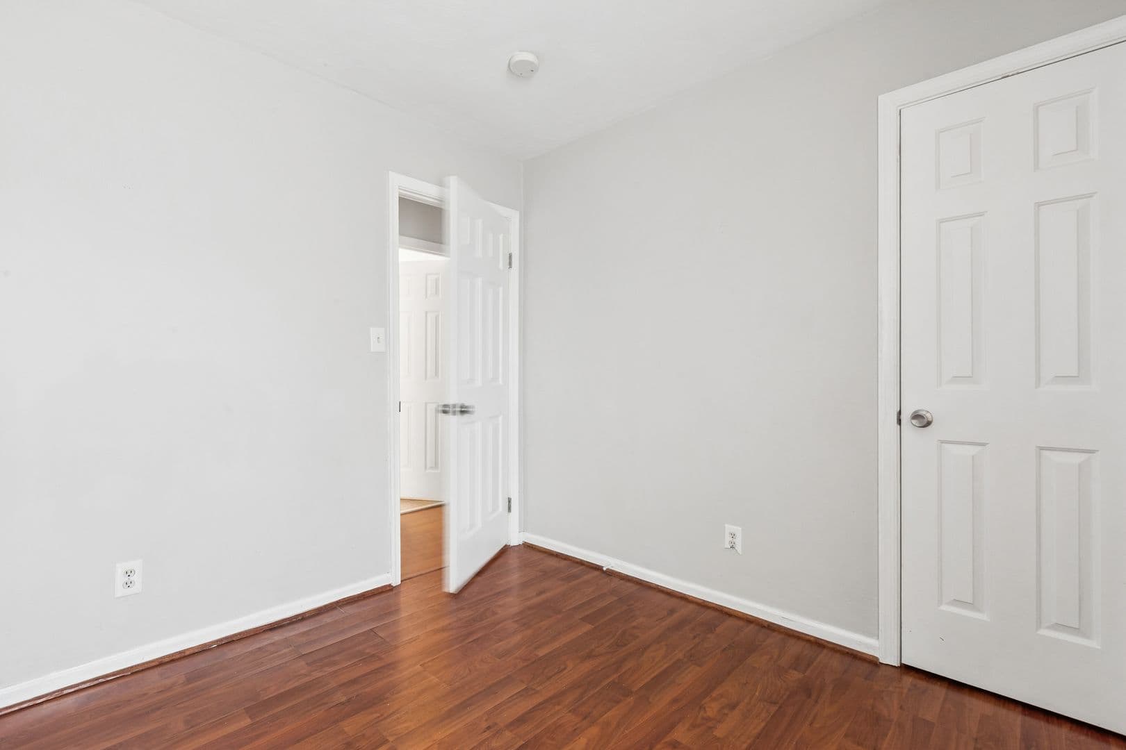 Virginia Beach House: 4800 Deming Court