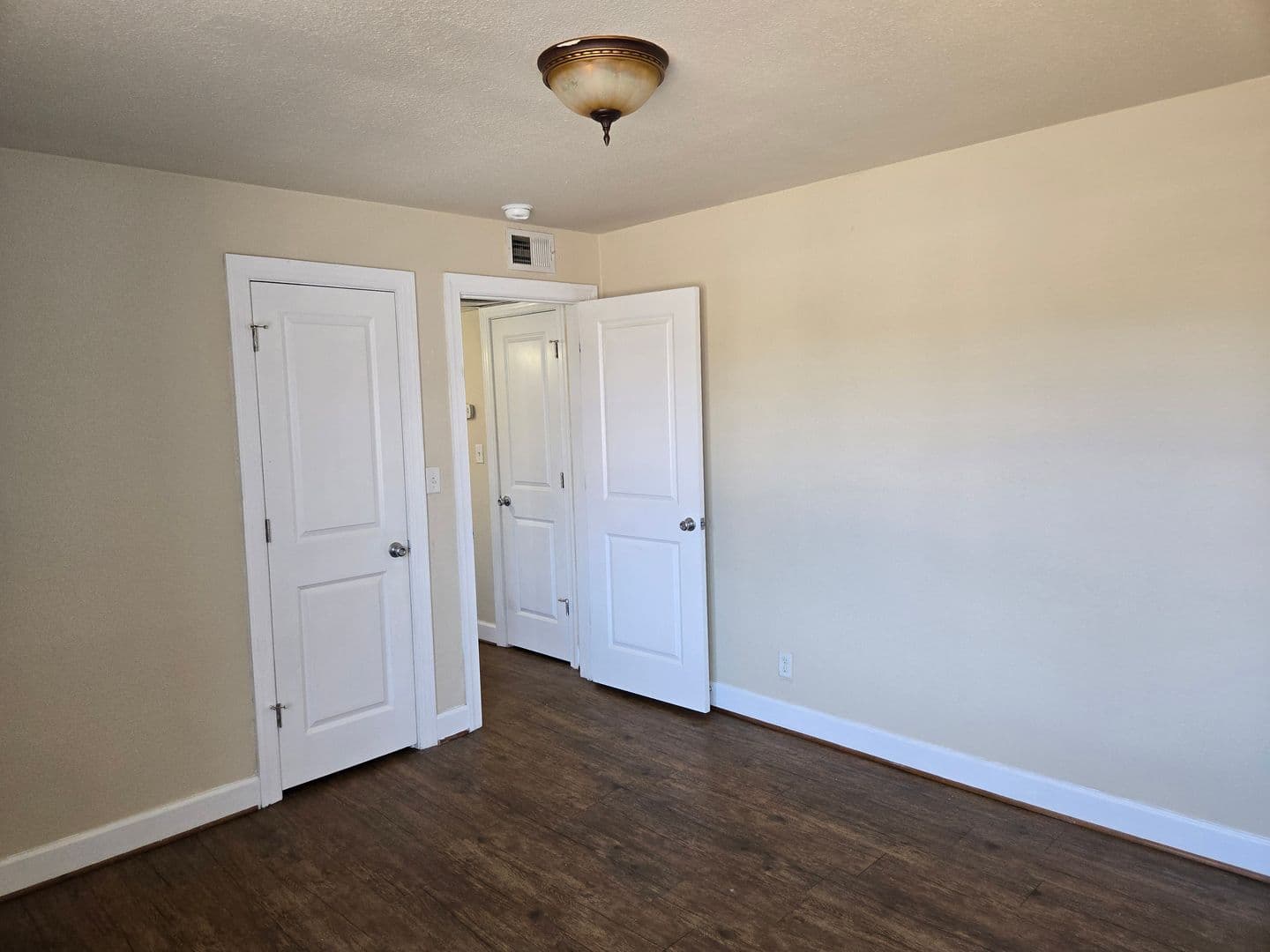 Portsmouth Apartment: 40 Afton Parkway