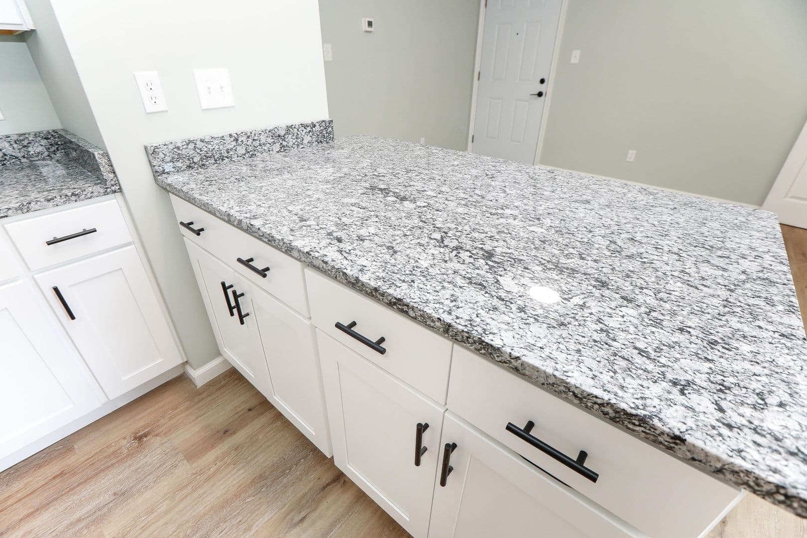 Norfolk Apartment: 2707 Azalea Garden Road