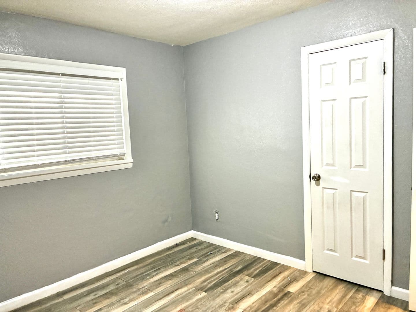 Virginia Beach House: 4725 Lonewillow Lane