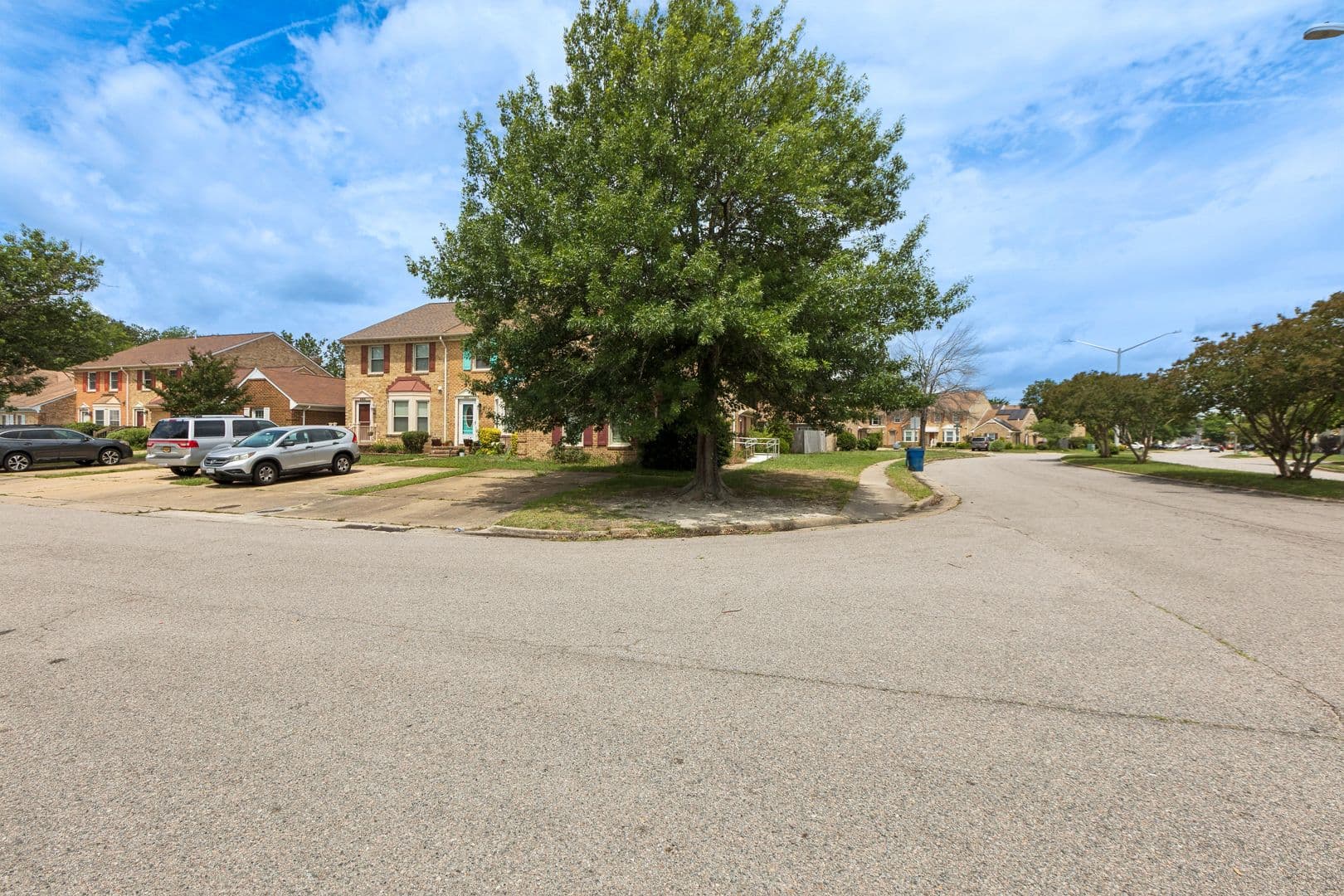 Virginia Beach House: 4800 Deming Court