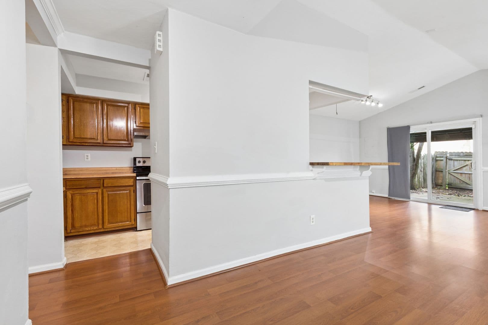 Virginia Beach House: 4800 Deming Court