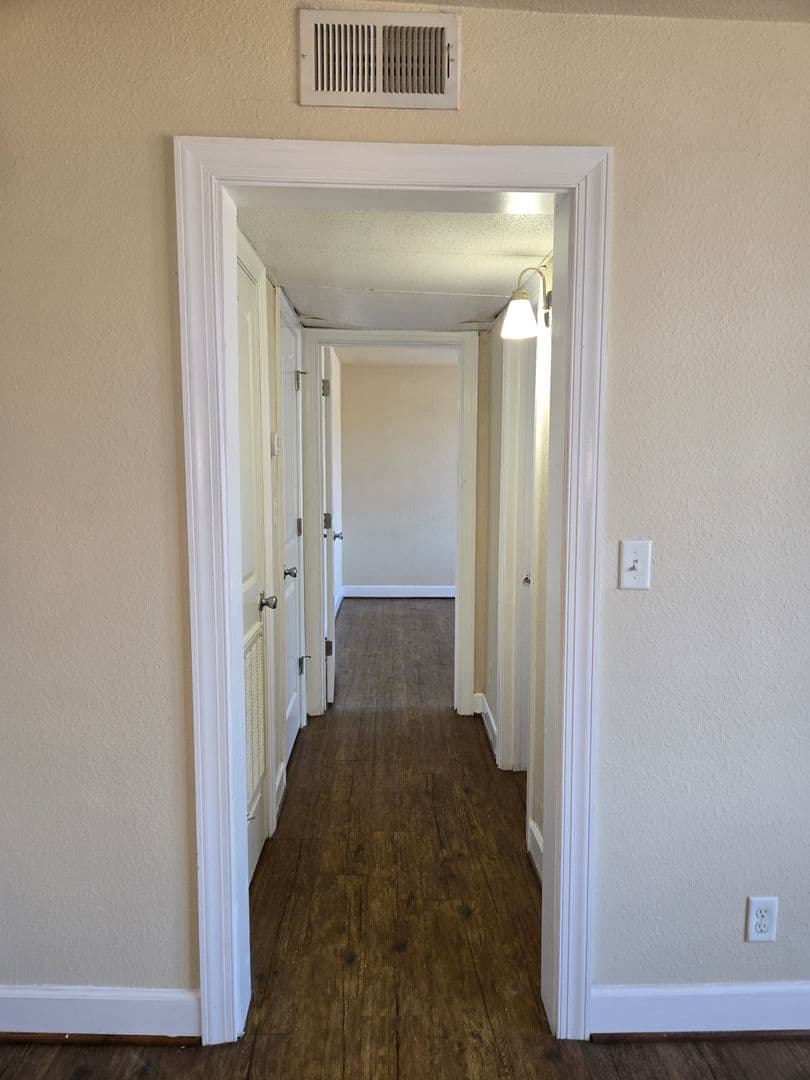 Portsmouth Apartment: 40 Afton Parkway