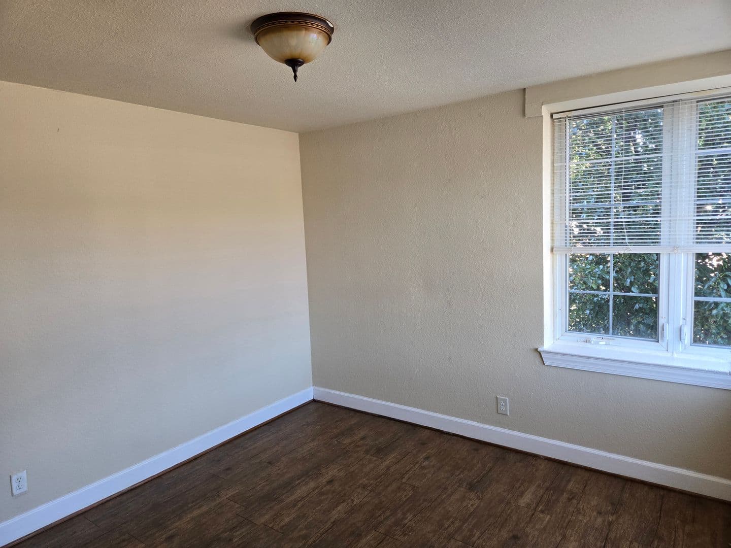 Portsmouth Apartment: 40 Afton Parkway