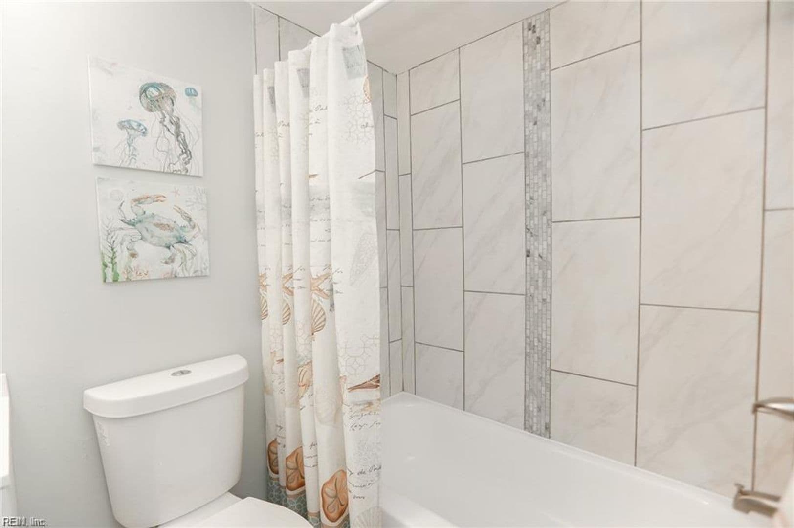 Norfolk Apartment: 9603 11th Bay Street