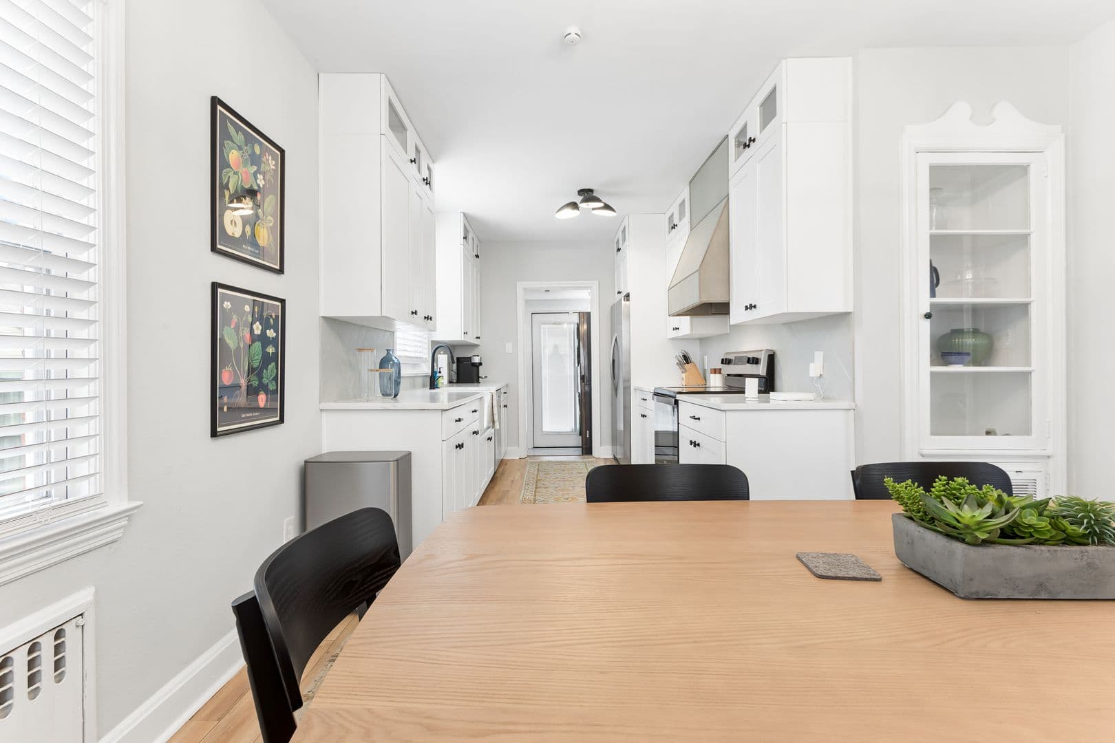 Norfolk House: 910 Baldwin Avenue