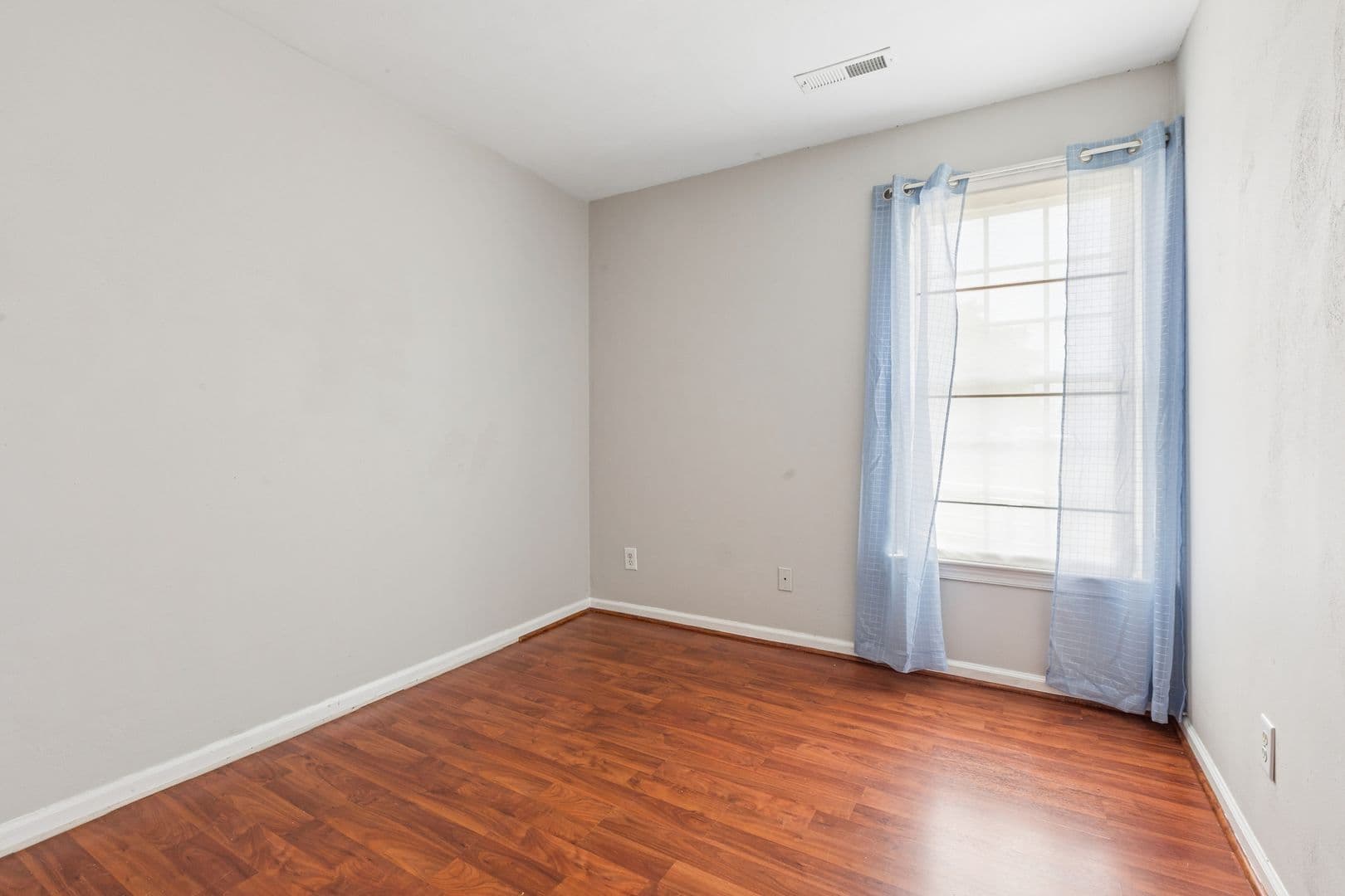 Virginia Beach House: 4800 Deming Court