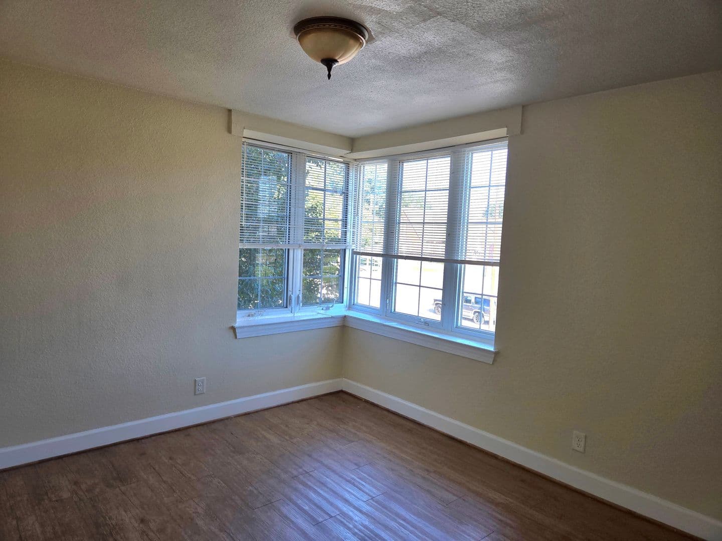Portsmouth Apartment: 40 Afton Parkway