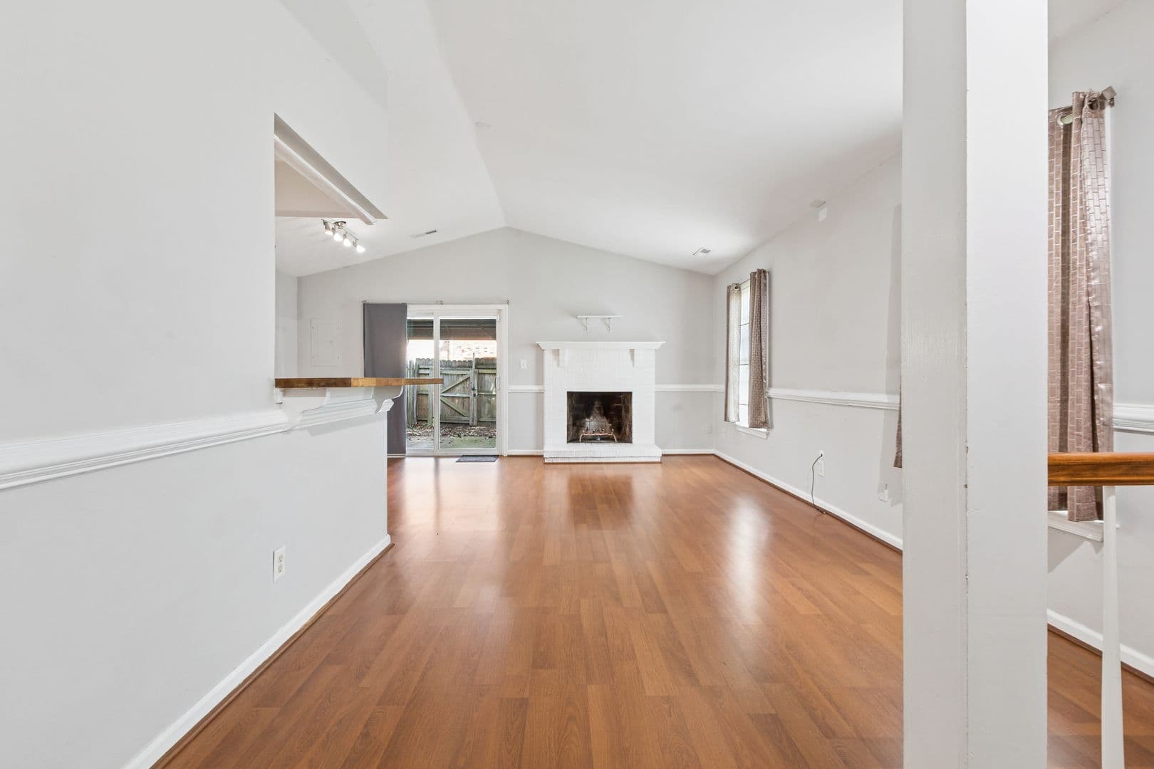 Virginia Beach House: 4800 Deming Court