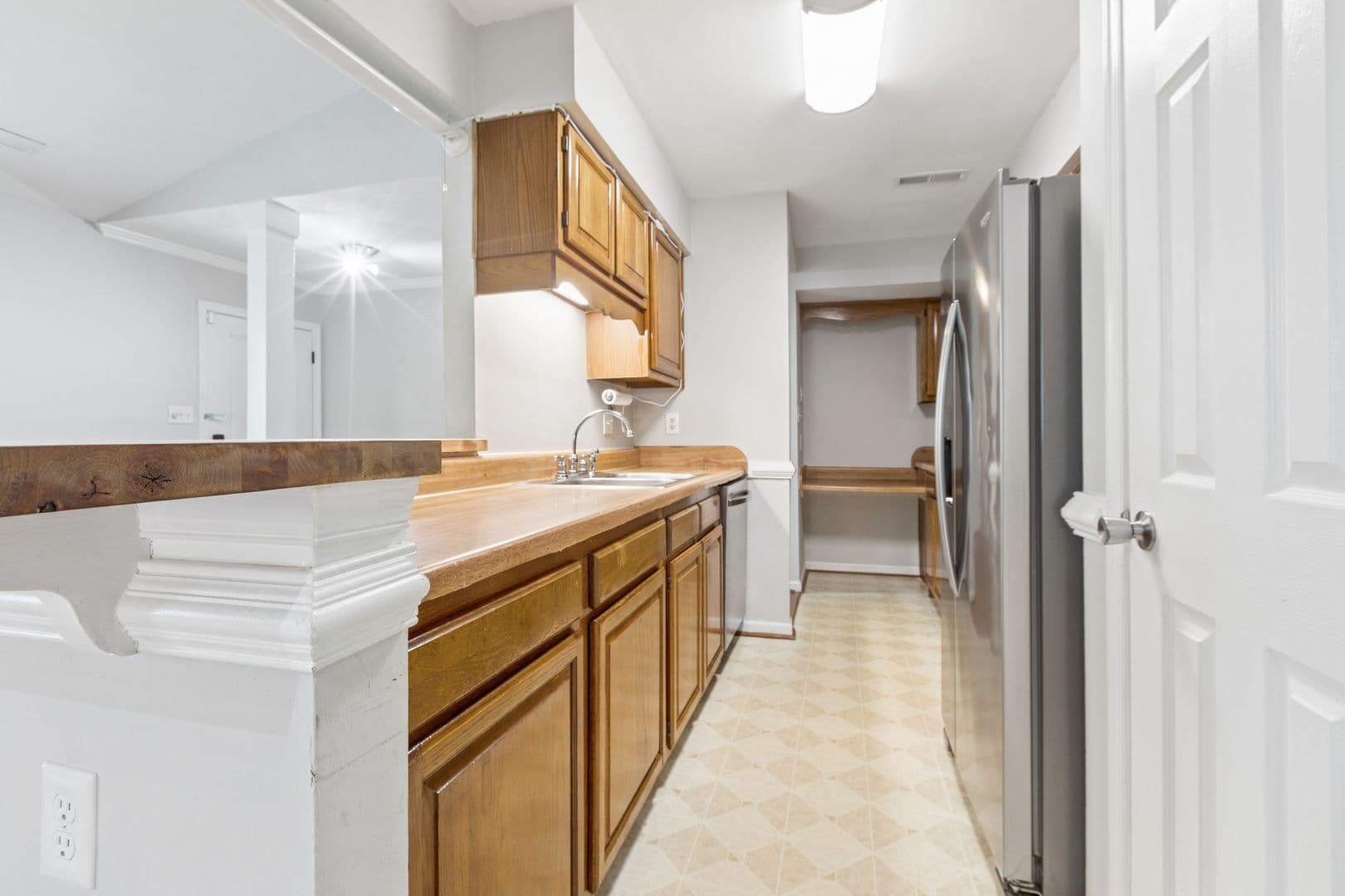 Virginia Beach House: 4800 Deming Court