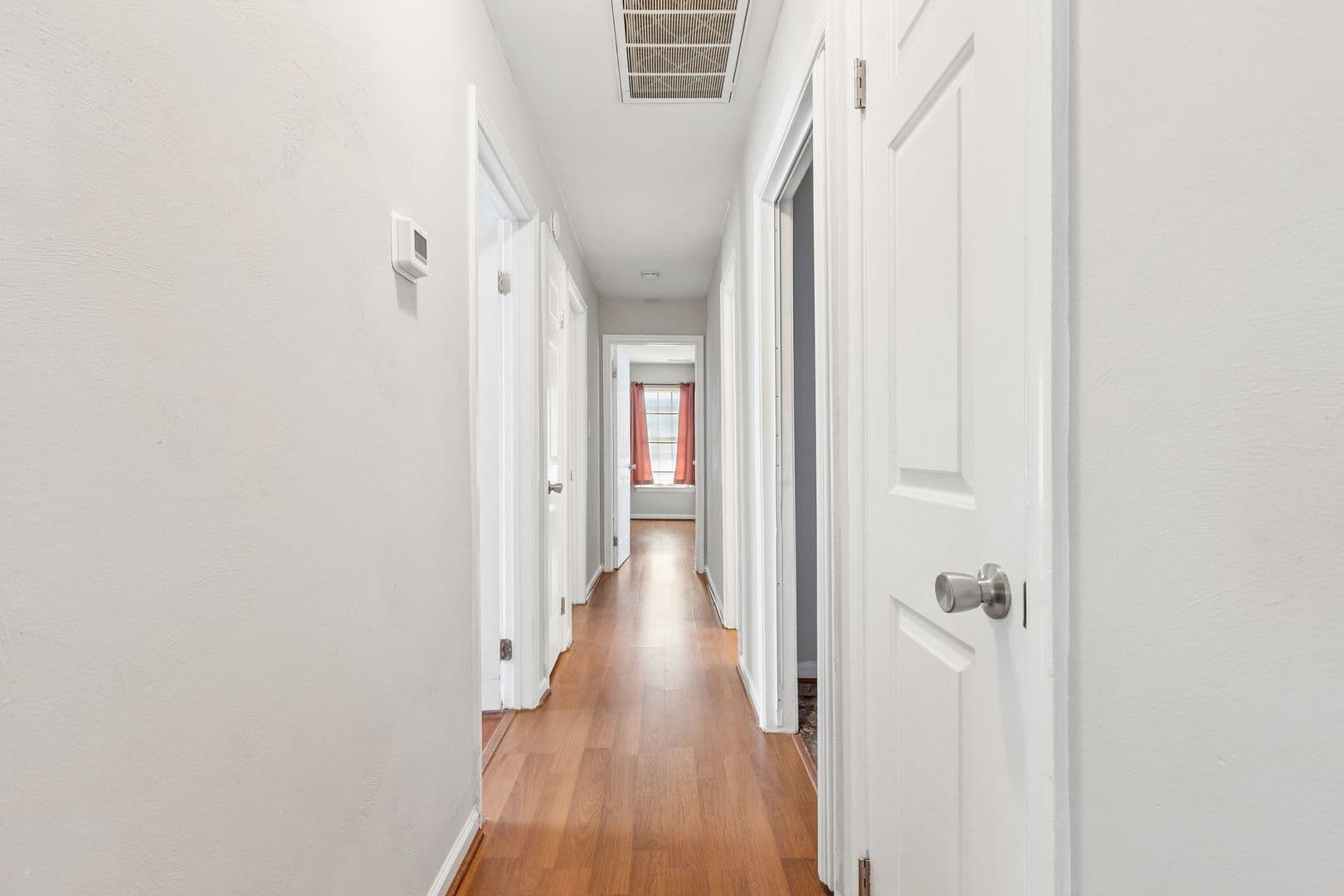 Virginia Beach House: 4800 Deming Court