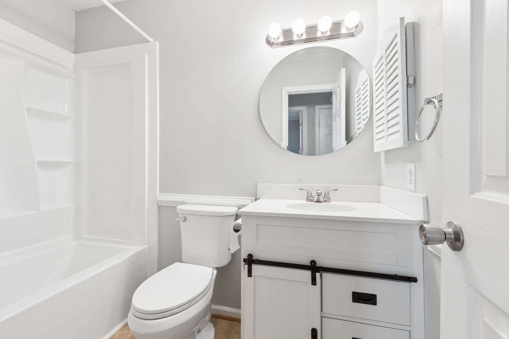 Virginia Beach House: 4800 Deming Court