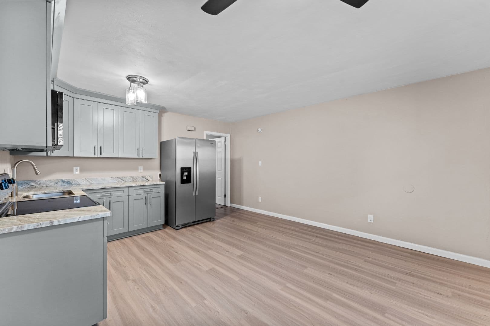 Norfolk Apartment: 1416 E. Ocean View Avenue