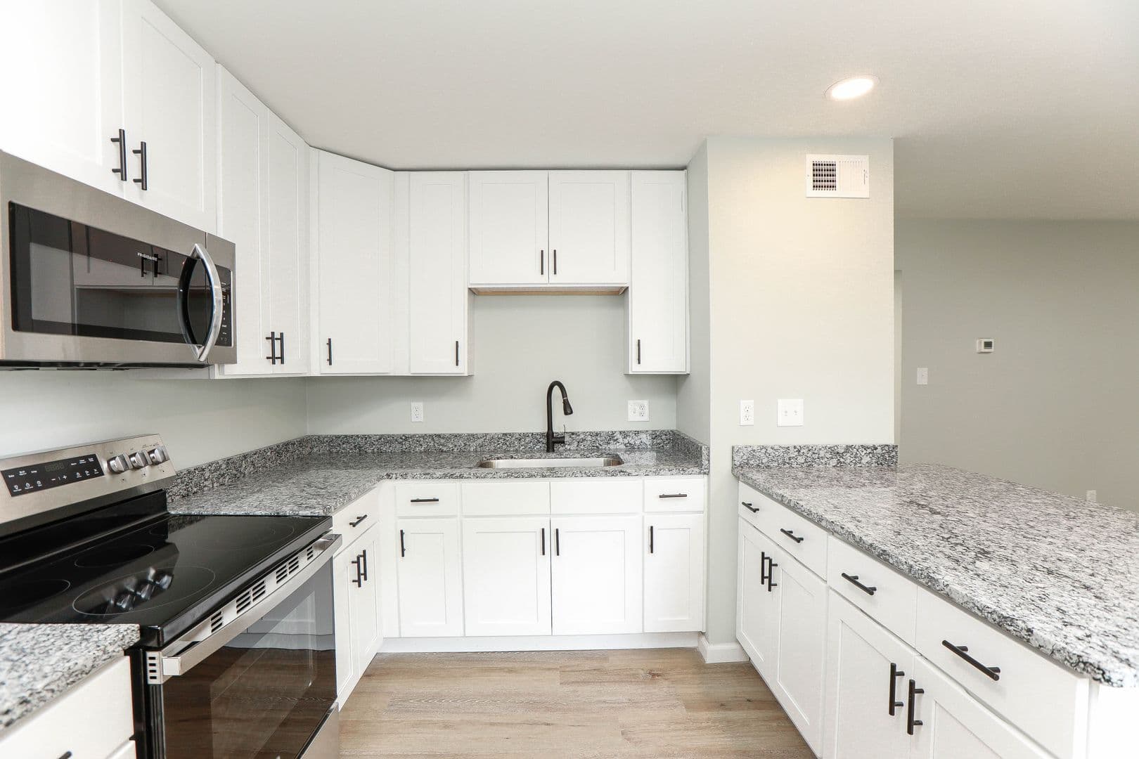 Norfolk Apartment: 2707 Azalea Garden Road