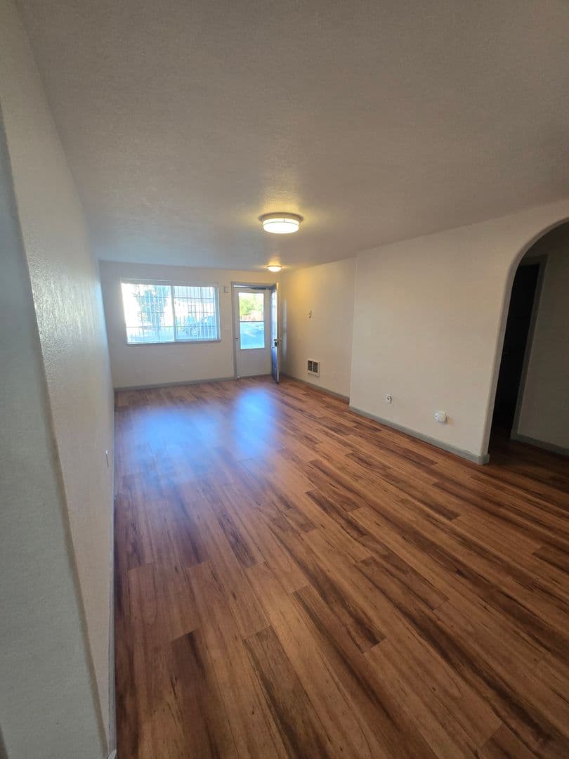 Redmond House: 2754 SW 28th