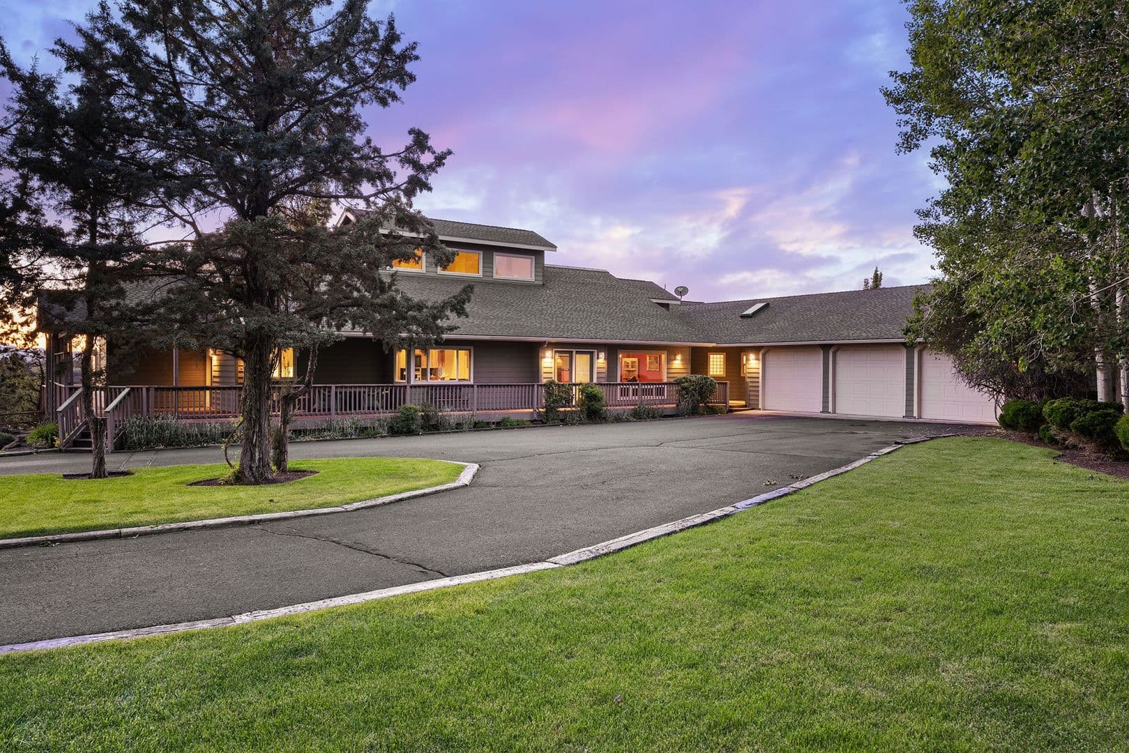 Redmond House: 6900 NE 1st Street