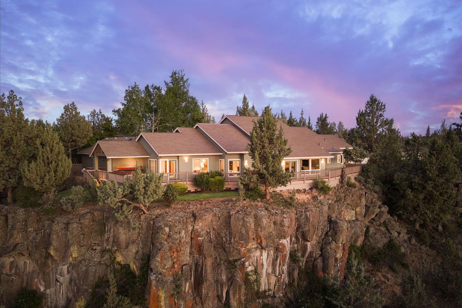Redmond House: 6900 NE 1st Street