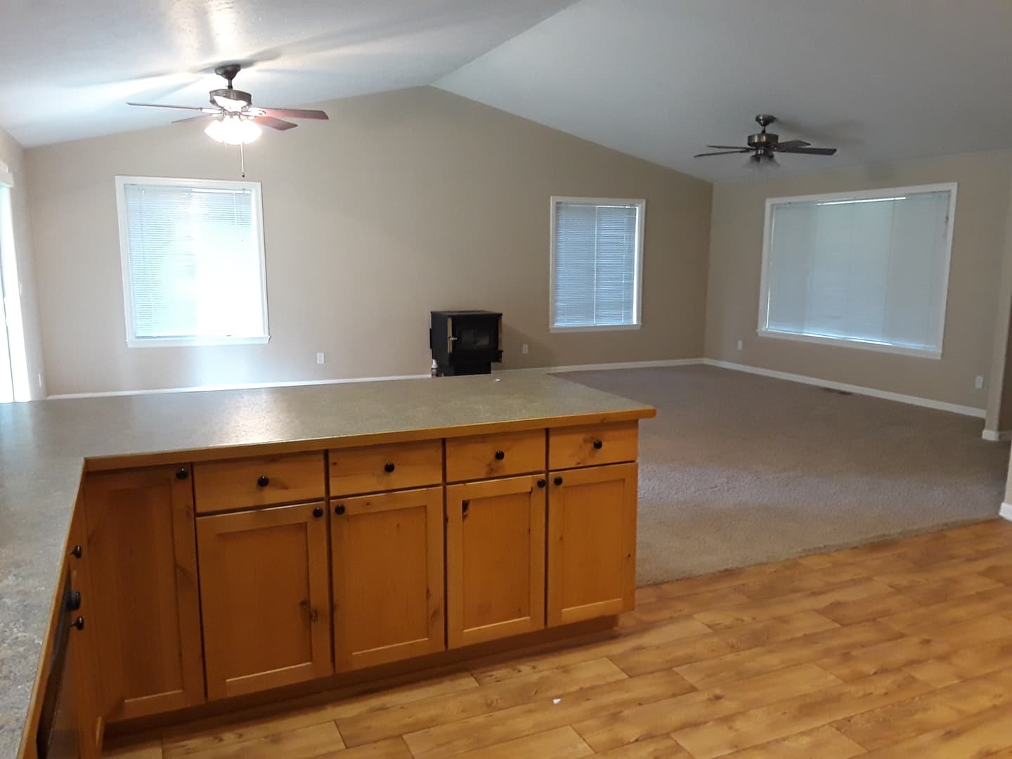LaPine House: 16293 Lava Drive
