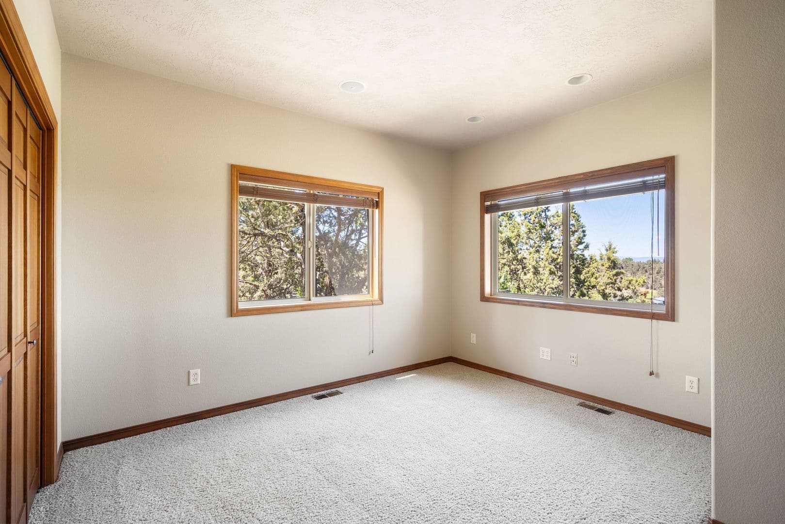 Redmond House: 6900 NE 1st Street