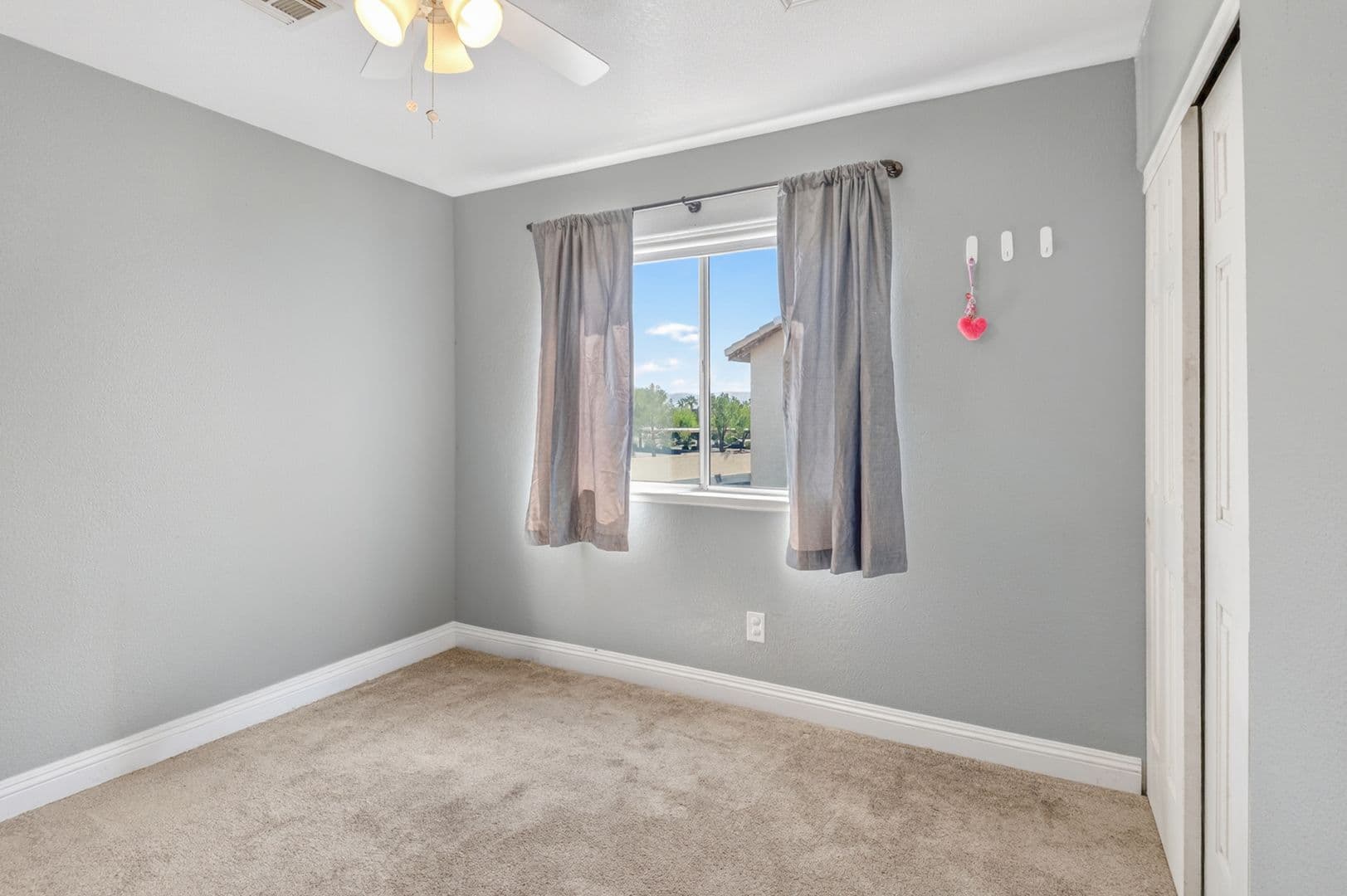 Las Vegas House: 7520 Bowles Dr
