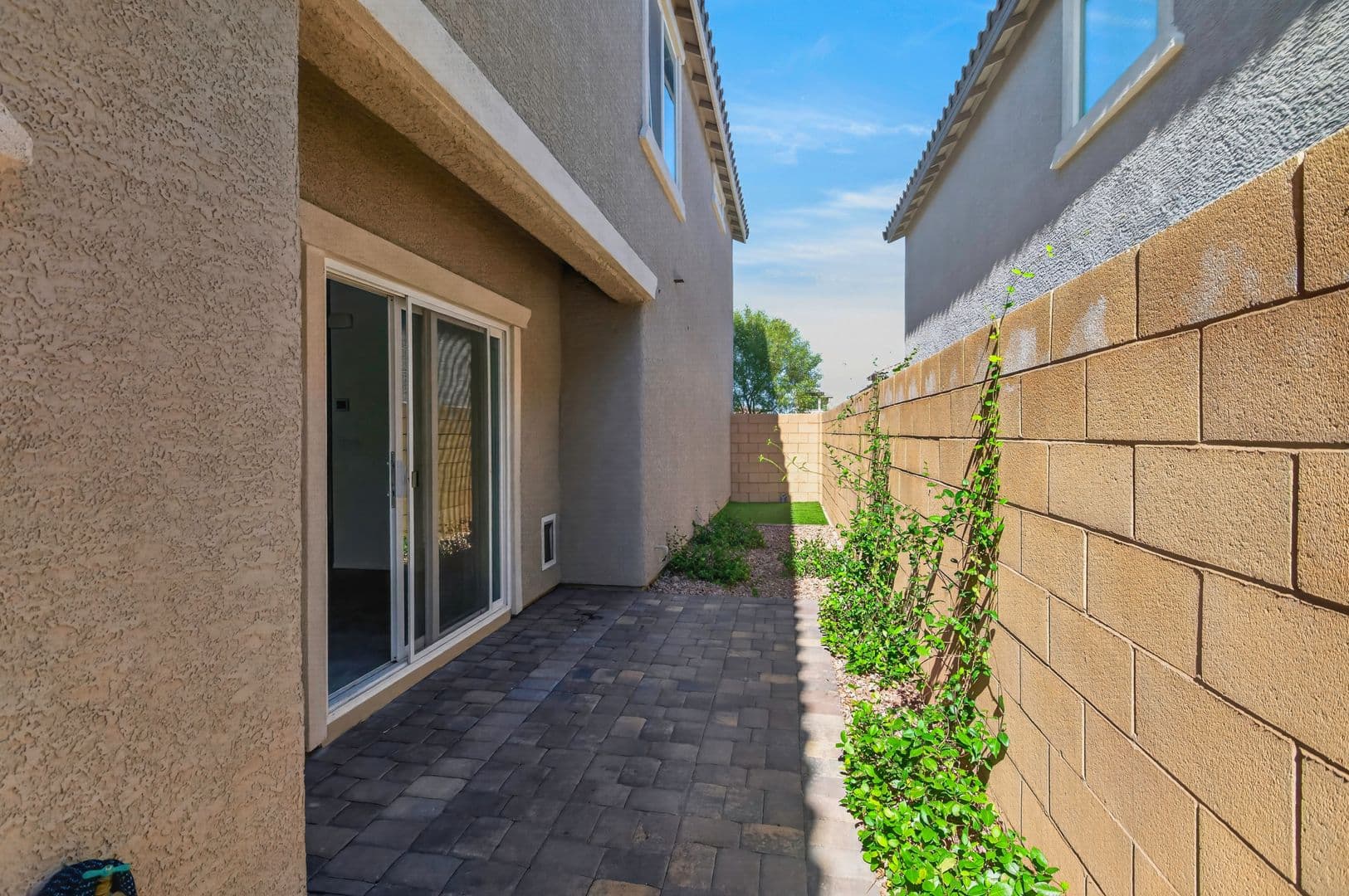 Las Vegas House: 10687 Sariah Skye Ave