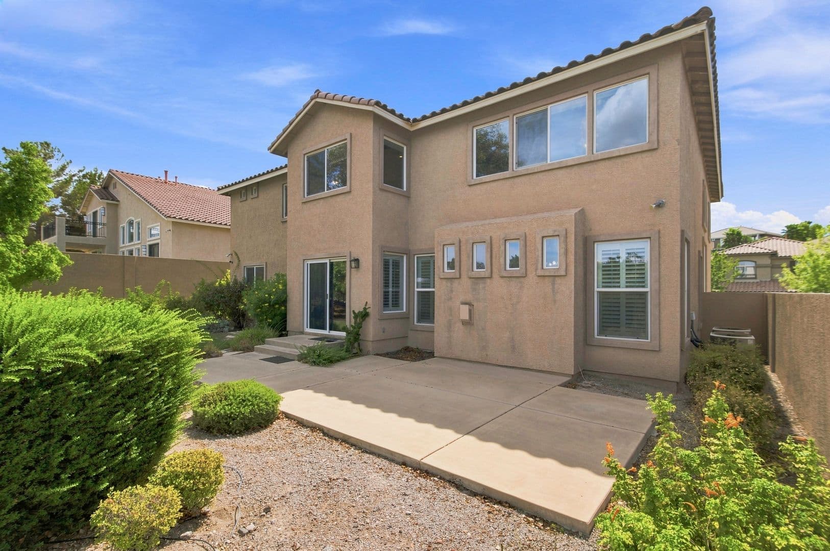 Henderson House: 1464 European Dr