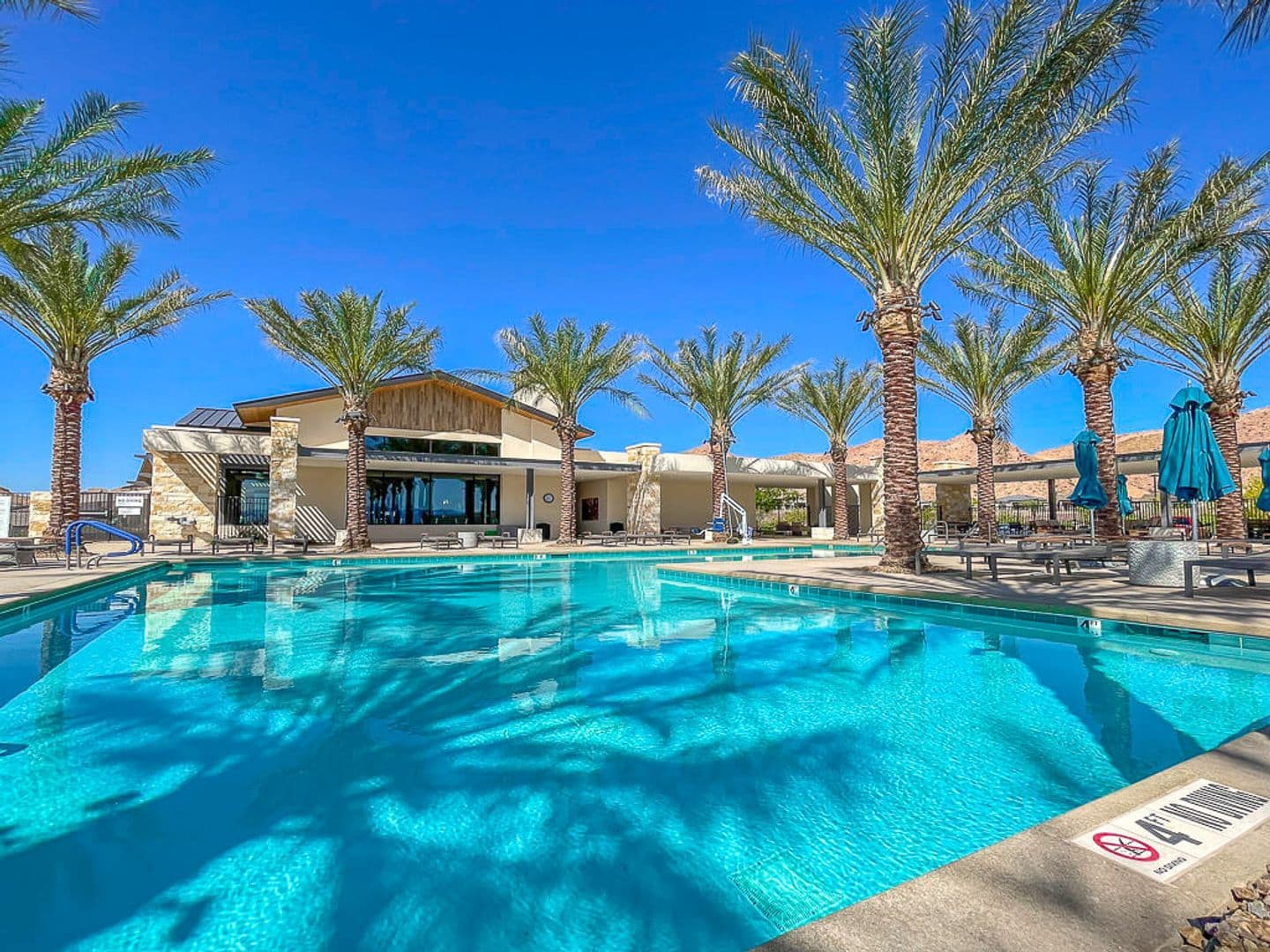 Henderson House: 36 Stone Bluff Ln