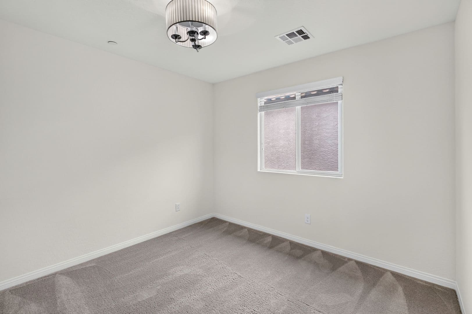 Henderson House: 442 Barcarolle Ln