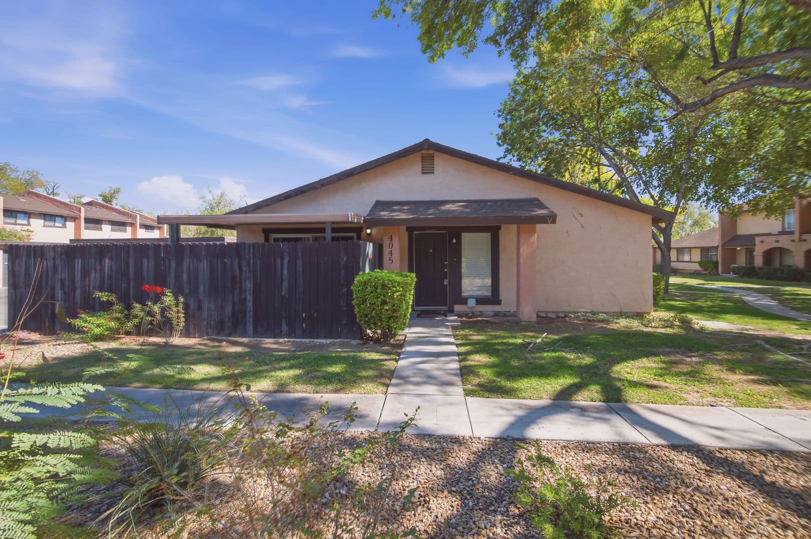 Las Vegas Townhome: 4045 Evening Breeze Pl