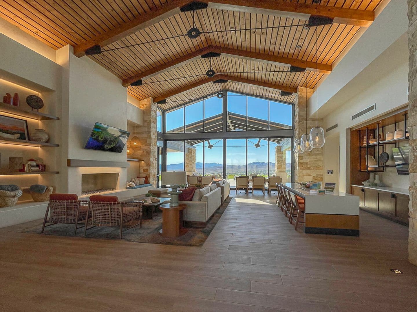 Henderson House: 36 Stone Bluff Ln