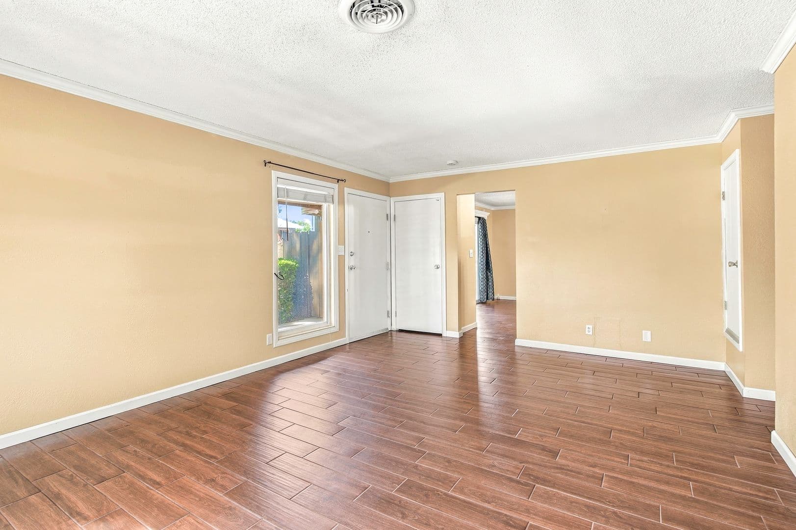 Las Vegas Townhome: 4045 Evening Breeze Pl