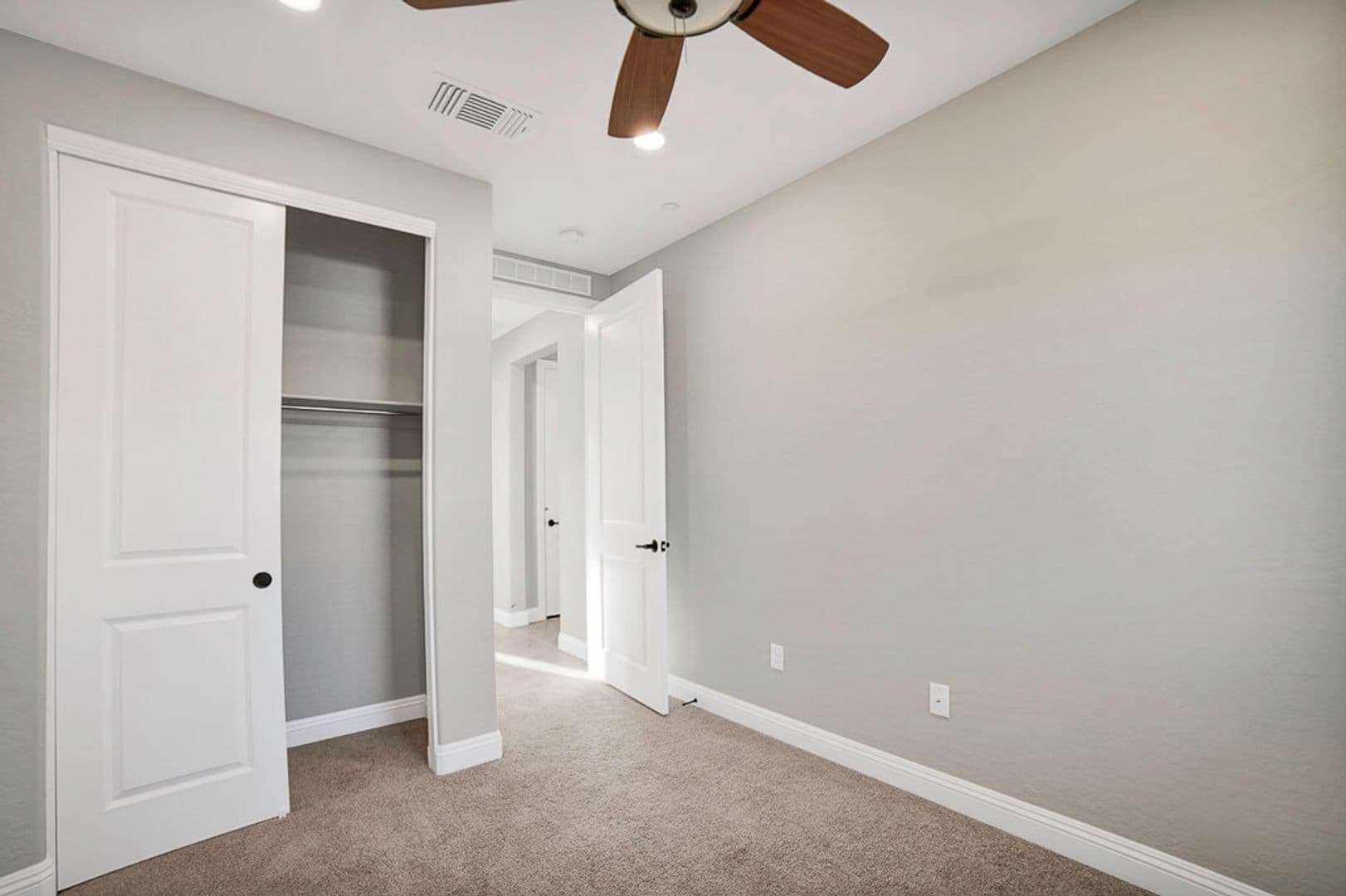 Henderson House: 36 Stone Bluff Ln