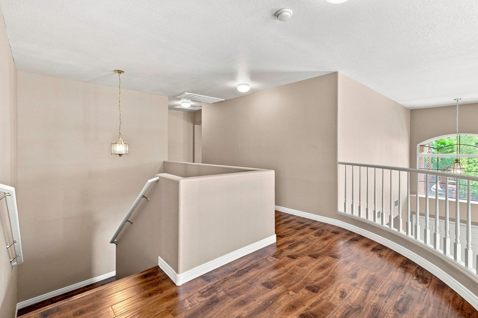 Henderson House: 1464 European Dr
