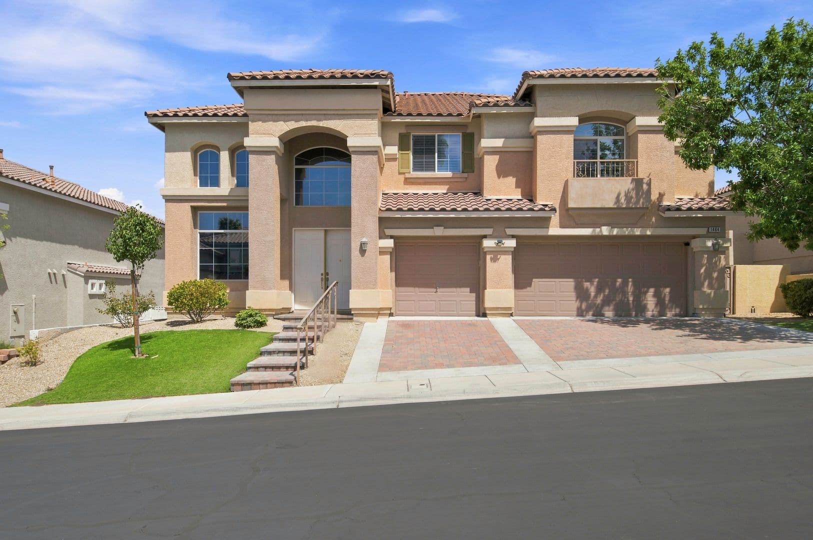 Henderson House: 1464 European Dr