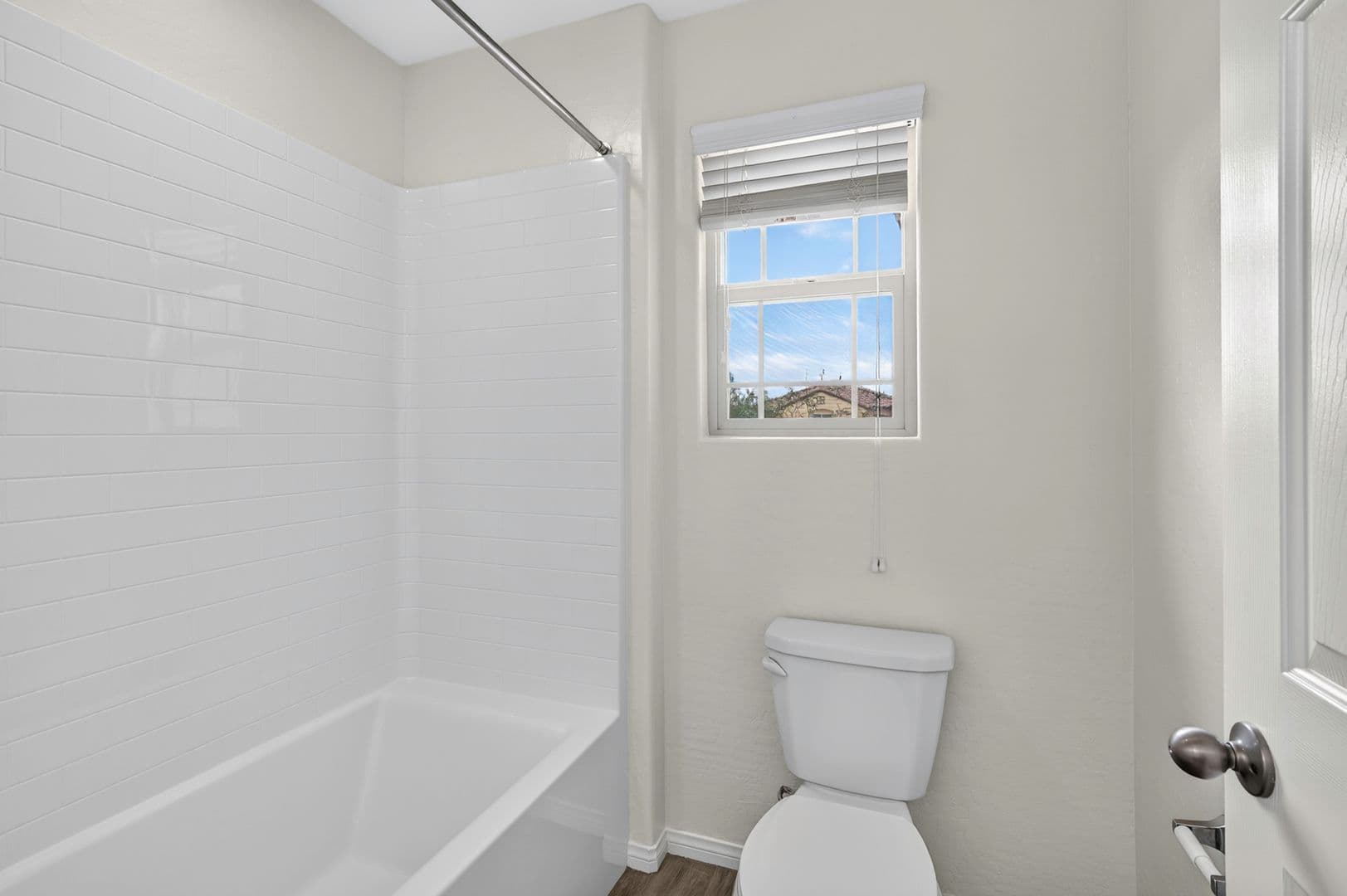 Henderson House: 442 Barcarolle Ln
