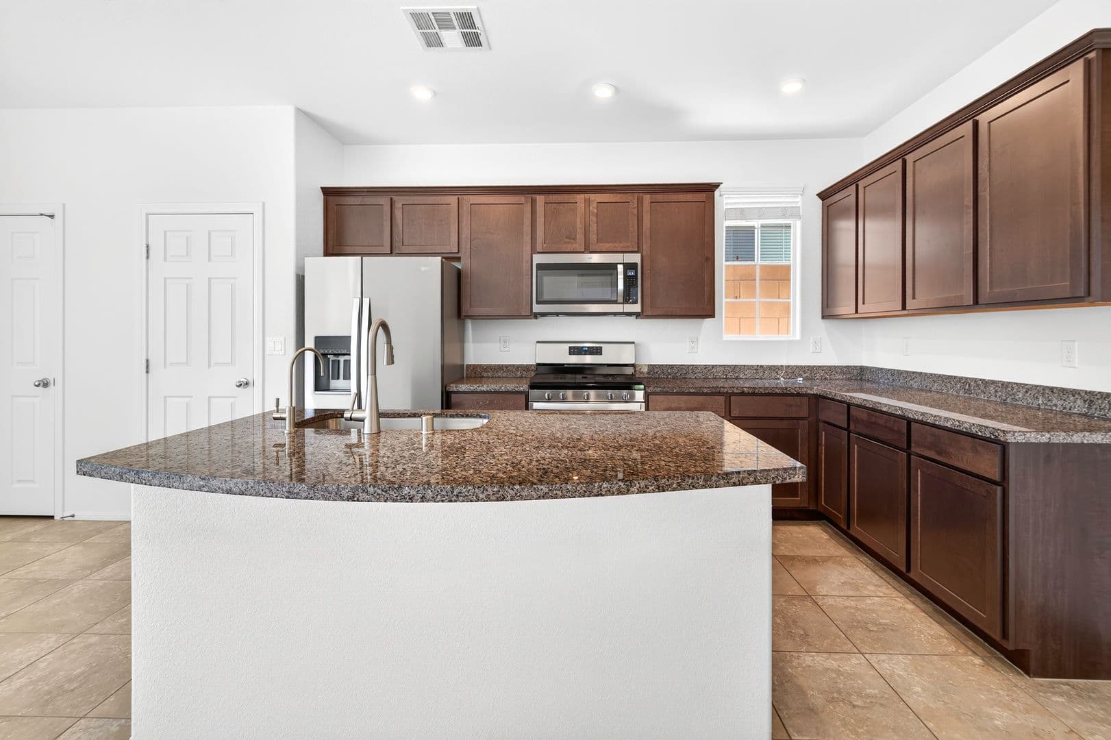 Las Vegas House: 10687 Sariah Skye Ave