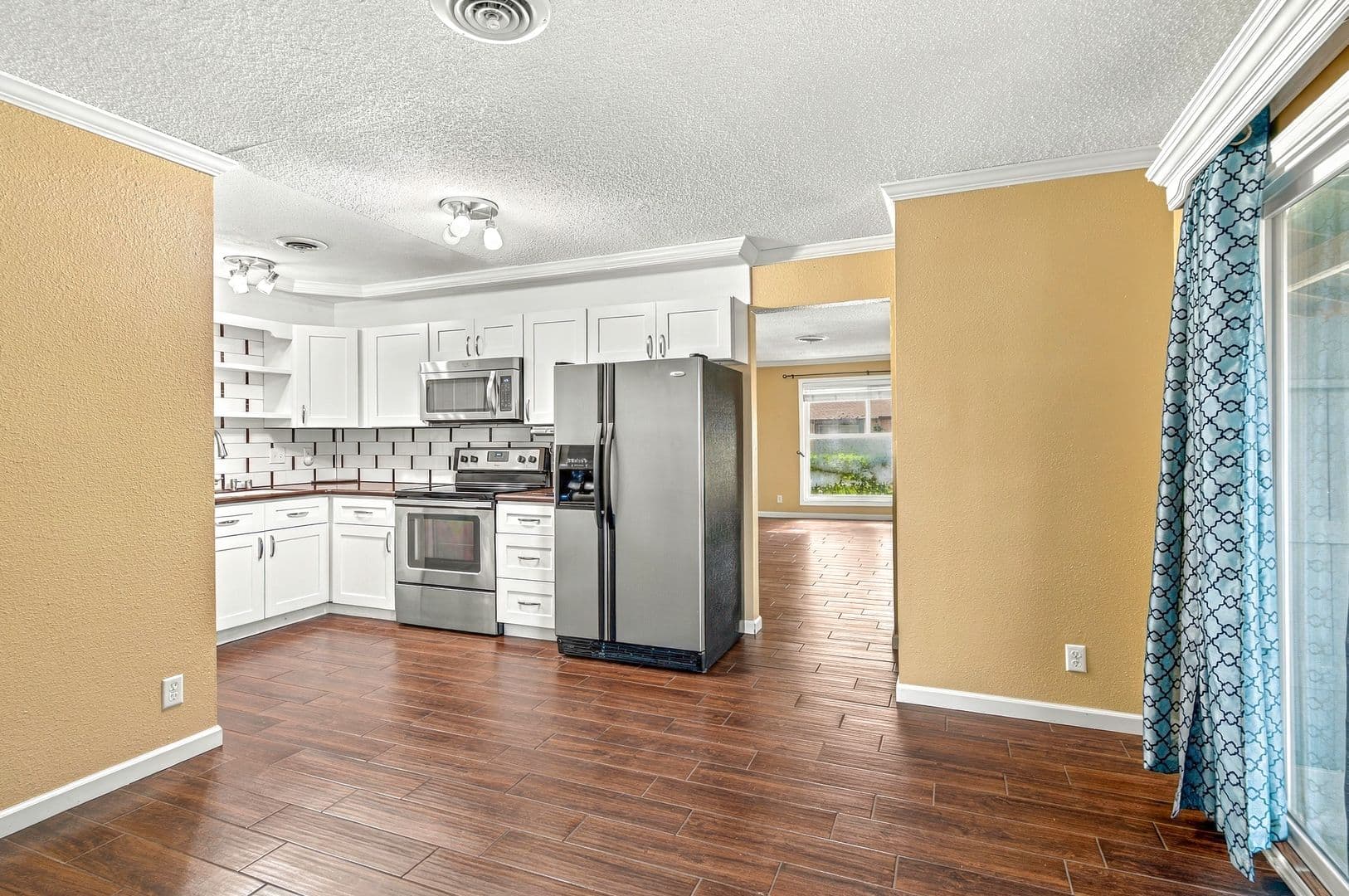Las Vegas Townhome: 4045 Evening Breeze Pl