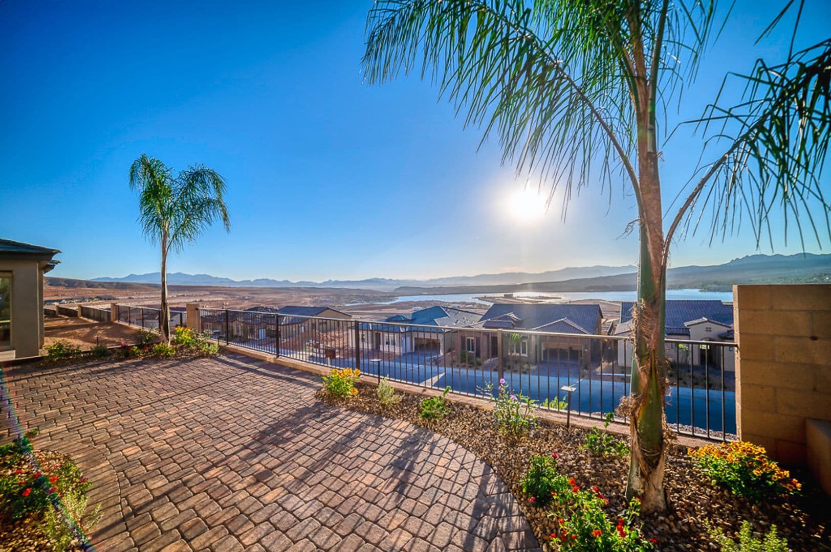 Henderson House: 36 Stone Bluff Ln