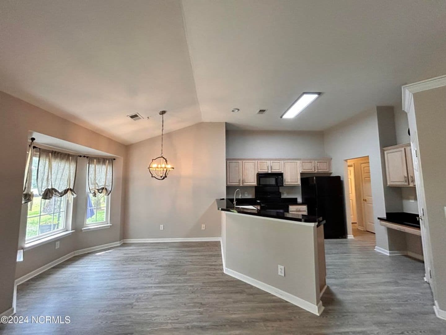 Sunset Beach House: 843 Sandpiper Bay Dr SW