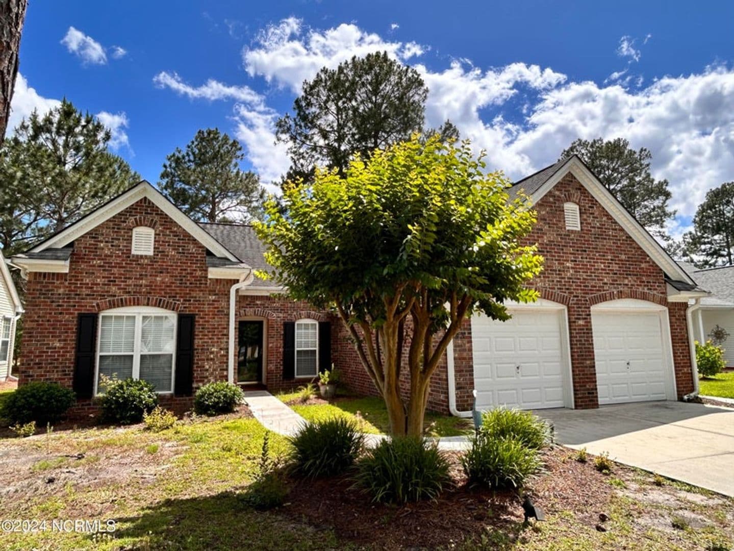 Sunset Beach House: 843 Sandpiper Bay Dr SW
