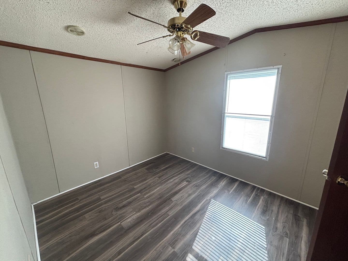Kinston House: 1517 Avalon Drive