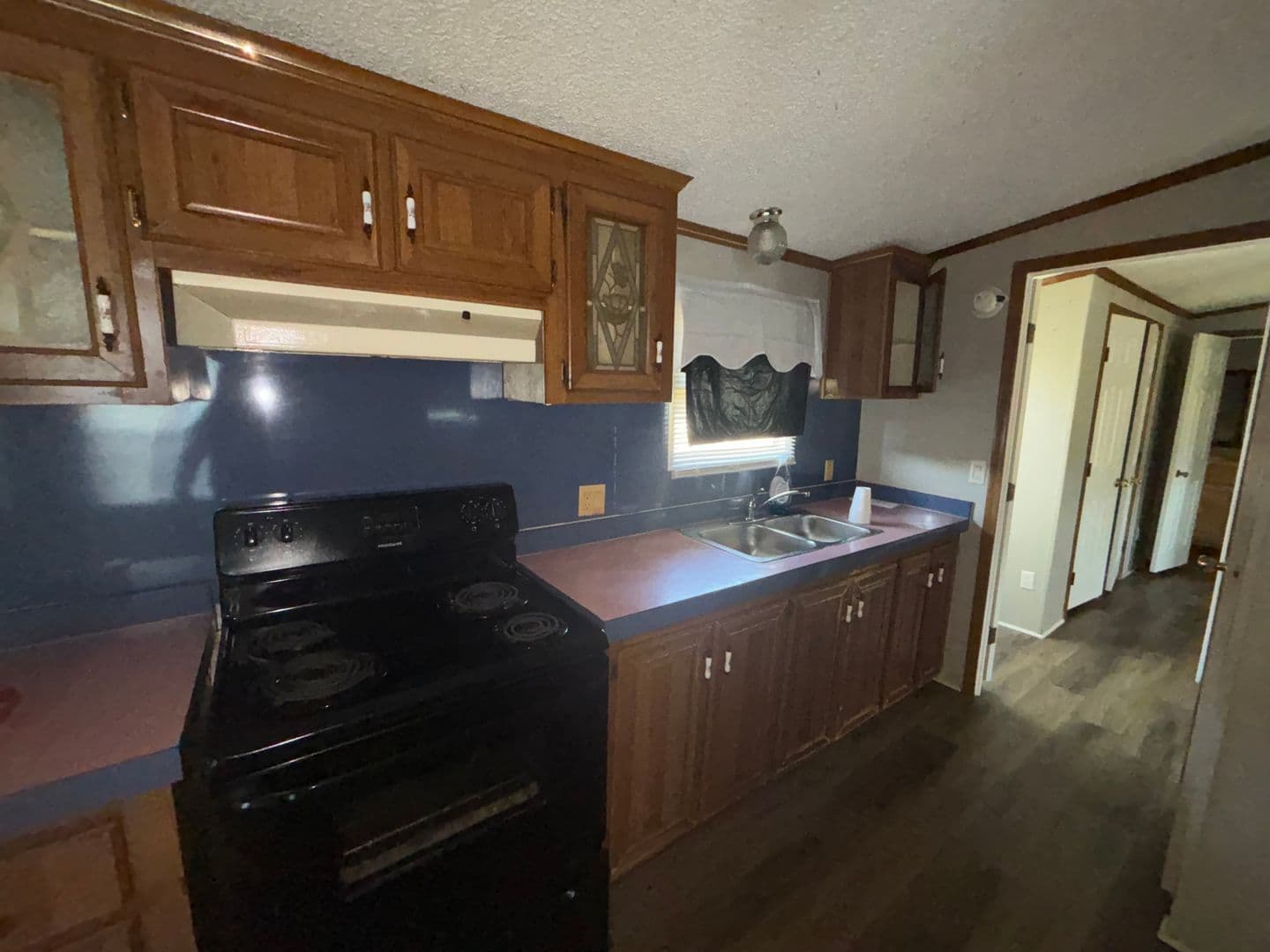 Kinston House: 1435 Village Creek Drive