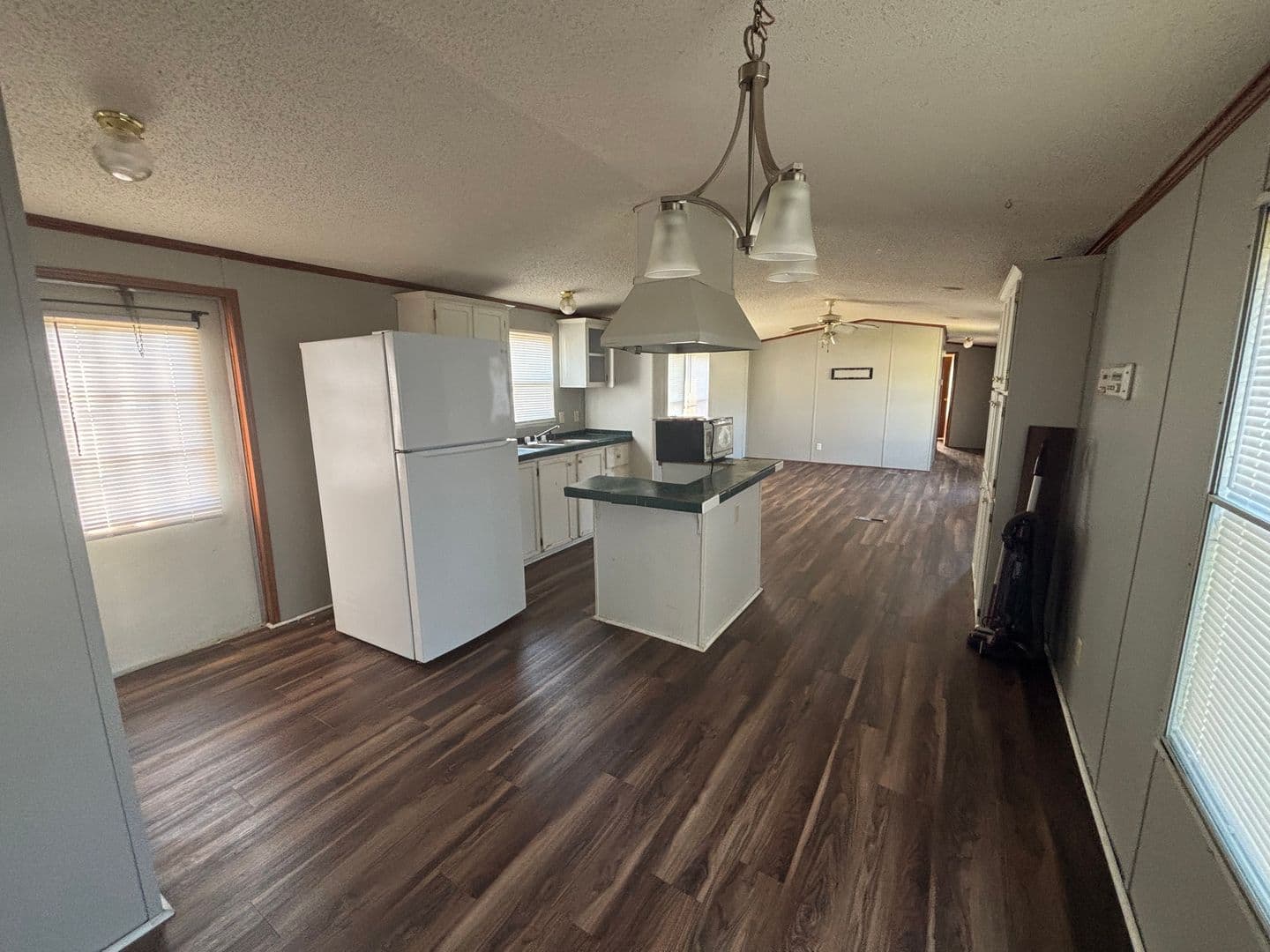 Kinston House: 1517 Avalon Drive