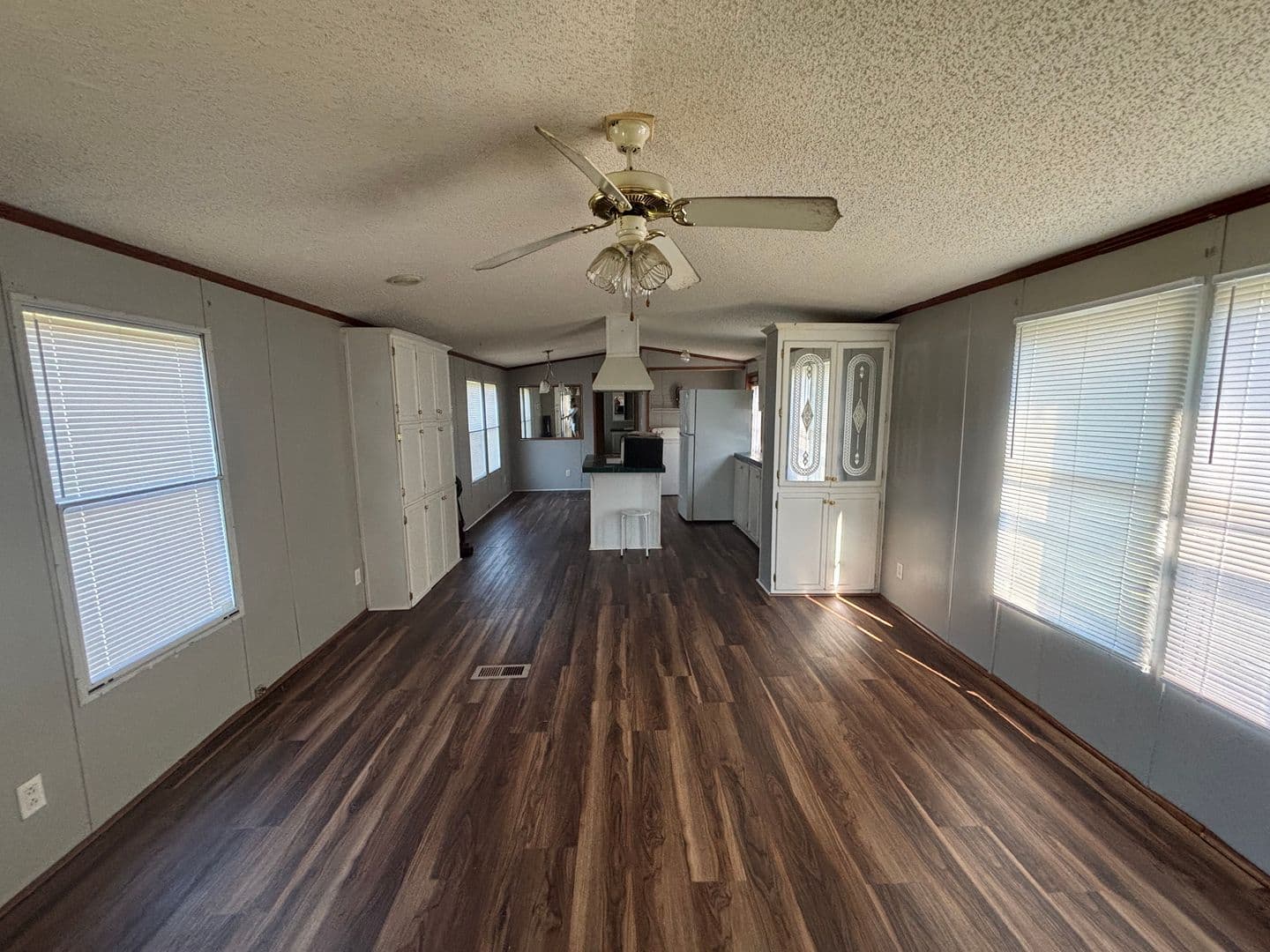 Kinston House: 1517 Avalon Drive