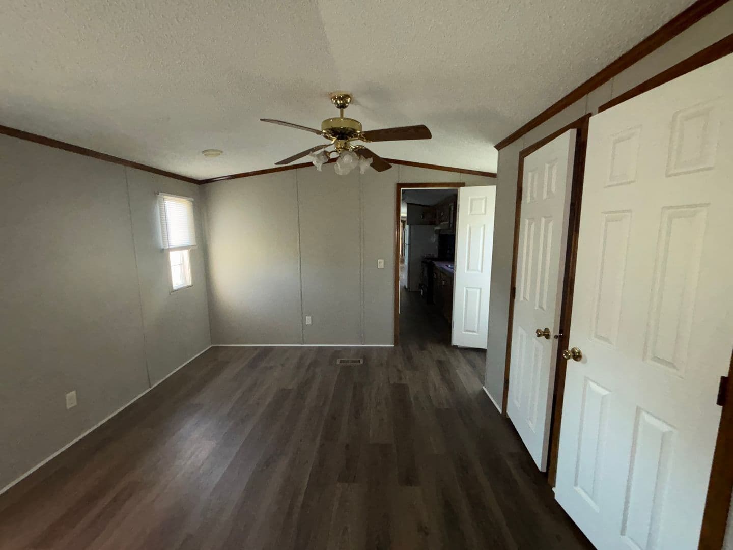 Kinston House: 1435 Village Creek Drive