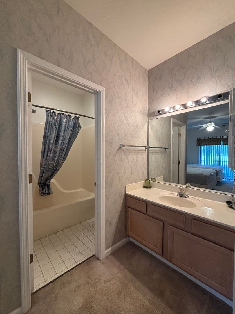 Sunset Beach Condo: 234 Kings Trail