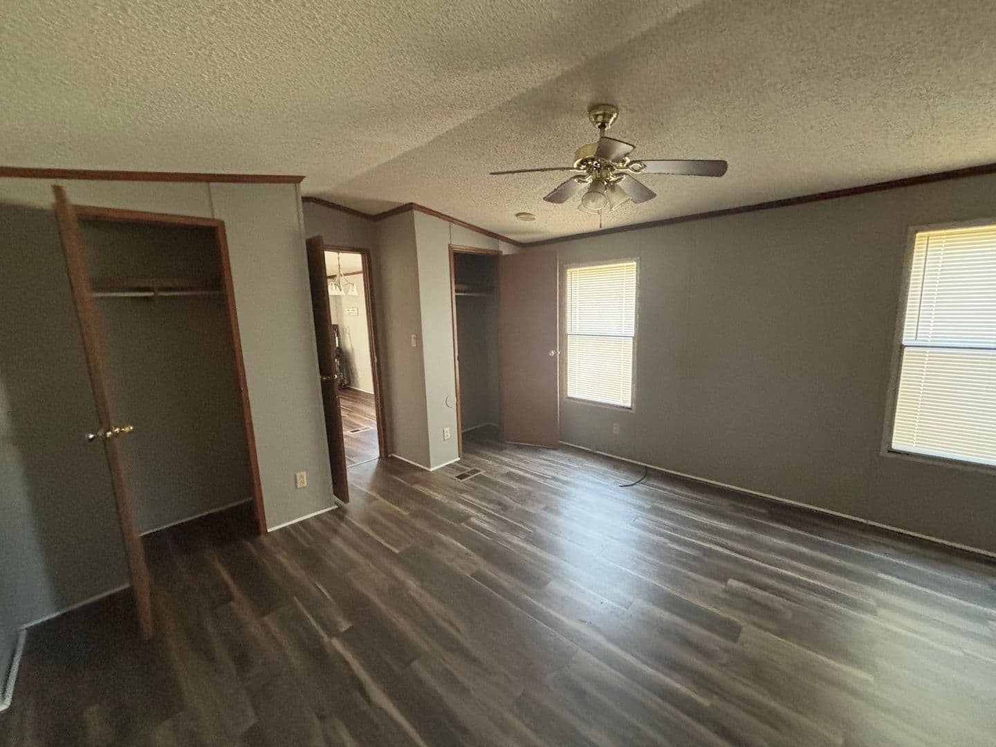 Kinston House: 1517 Avalon Drive
